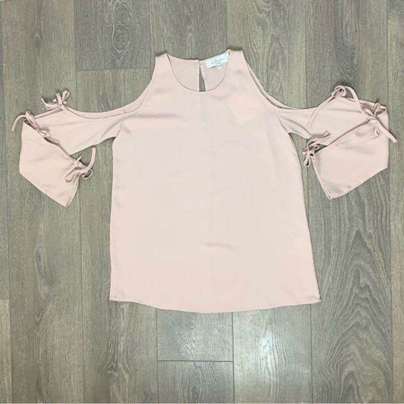 L'Academie Revolve Cold Shoulder Blouse Tie Long Sleeve Pink Size Medium - Picture 2 of 16